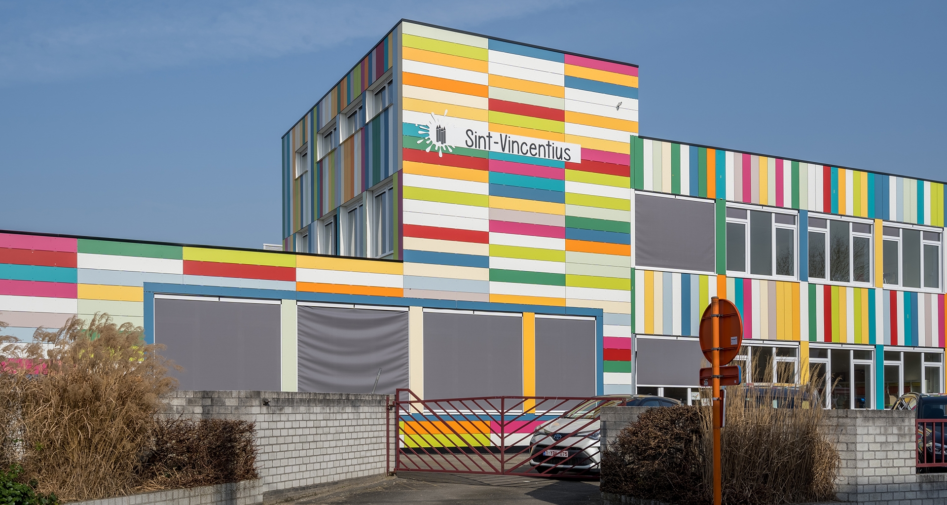 Bardage façades en panneaux HPL école Buggenhout